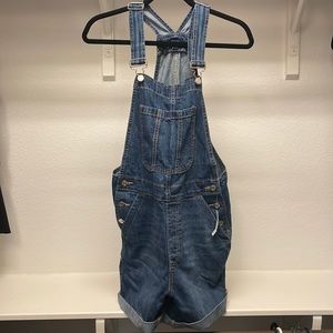 Gap overalls